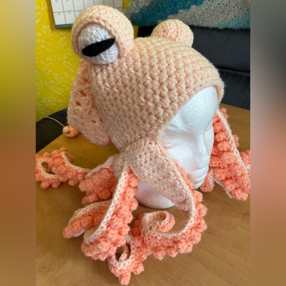Handmade crocheted Kraken Hat - Picture 1 of 1